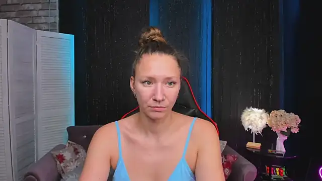 SarahCoksss online show from 11.25.25