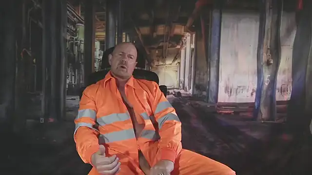 ManlyPrisonGuy online show from 04.05.26