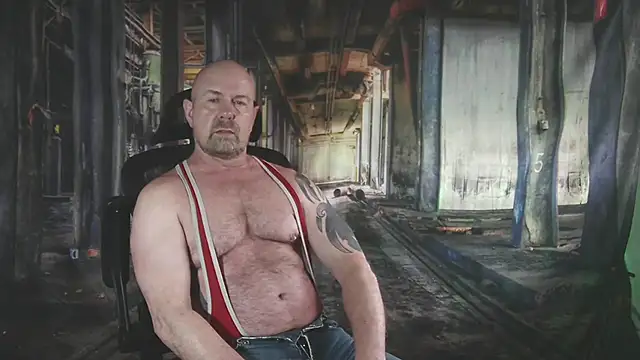 ManlyPrisonGuy online show from 04.07.26