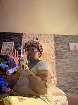 Yagurl  west online show from 11.22.25