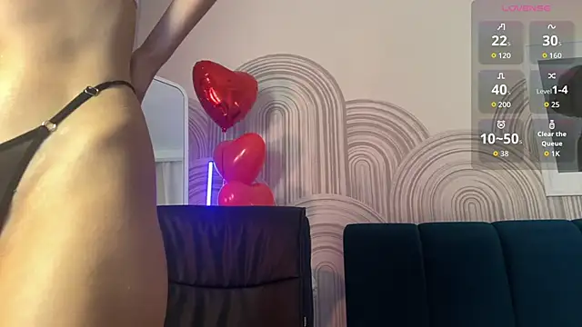 Snapshot of viviann_evans chatting on 02.19.26 viviann evans online show from 02.19.26