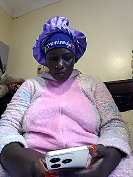 Poisonous Ivy online show from 04.04.26