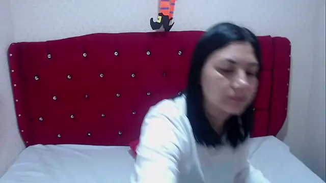 AdaFawxx online show from 10.15.25