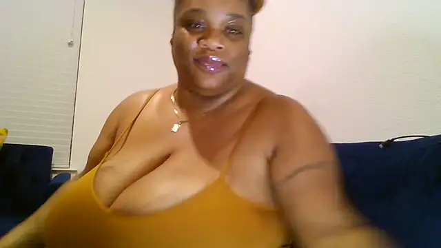 Snapshot of NaughtyHottieBBW chatting on 09.14.25 NaughtyHottieBBW online show from 09.14.25