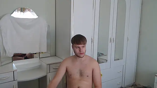 Snapshot of Zoro1999 chatting on 01.16.25 Zoro1999 online show from 01.16.25