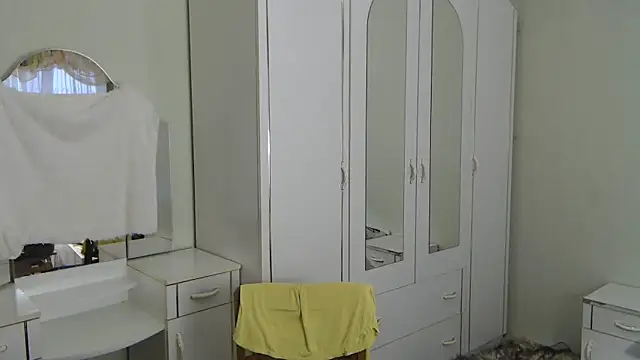 Snapshot of Zoro1999 chatting on 01.17.25 Zoro1999 online show from 01.17.25