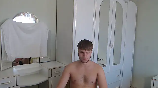 Snapshot of Zoro1999 chatting on 01.18.25 Zoro1999 online show from 01.18.25