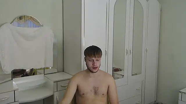 Snapshot of Zoro1999 chatting on 01.21.25 Zoro1999 online show from 01.21.25