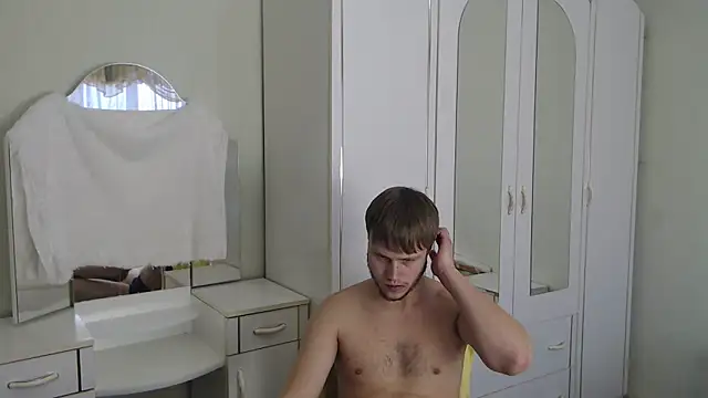 Snapshot of Zoro1999 chatting on 01.24.25 Zoro1999 online show from 01.24.25