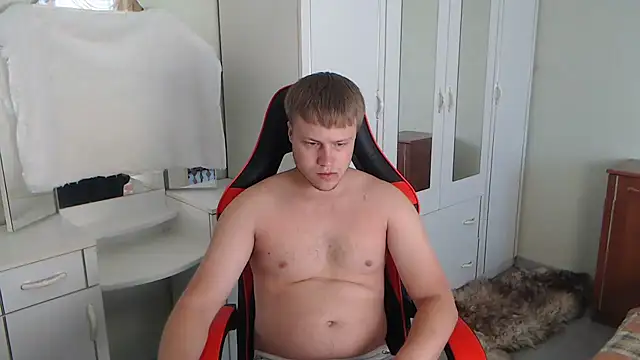 Snapshot of Zoro1999 chatting on 09.10.25 Zoro1999 online show from 09.10.25