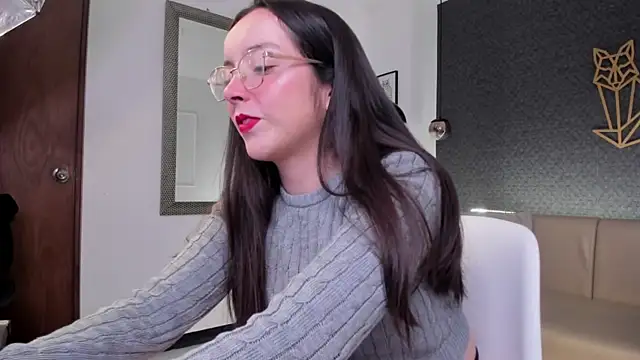 Snapshot of ana_ev chatting on 12.23.24 ana ev online show from 12.23.24