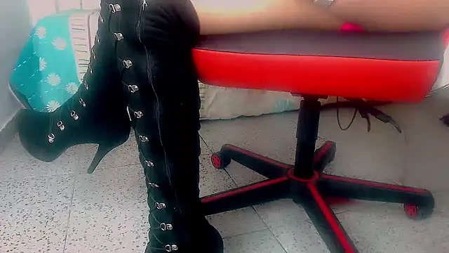 Snapshot of jessikarabitt666 chatting on 12.21.24 jessikarabitt666 online show from 12.21.24