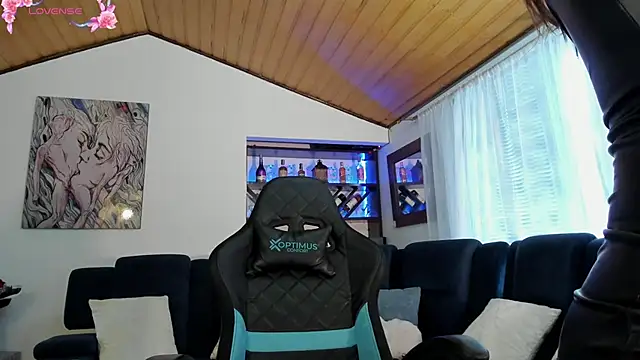 Snapshot of Doll_troy chatting on 01.30.25 Doll troy online show from 01.30.25