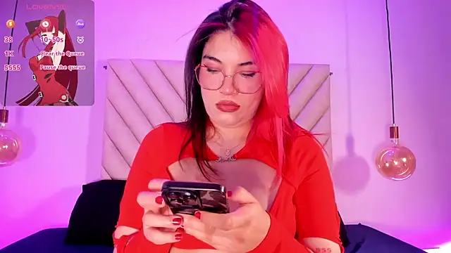 EmmaSwift  online show from 04.13.26