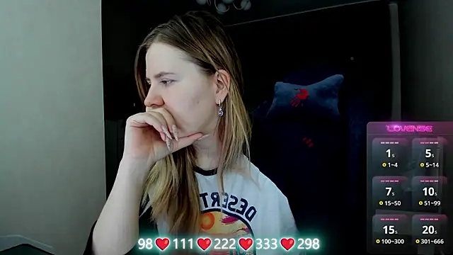 Olivia Munk online show from 03.05.26