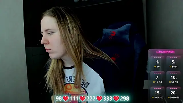 Olivia Munk online show from 03.12.26