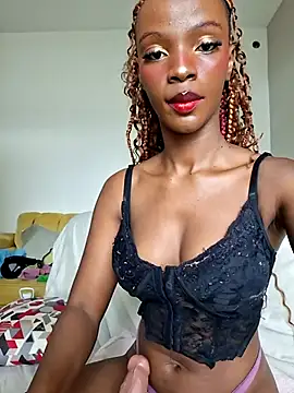 Snapshot of Kamdollie chatting on 07.19.26 Kamdollie online show from 07.19.26