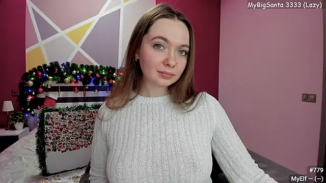 Snapshot of LizaGost chatting on 12.13.24 LizaGost online show from 12.13.24