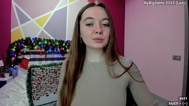 Snapshot of LizaGost chatting on 12.15.24 LizaGost online show from 12.15.24