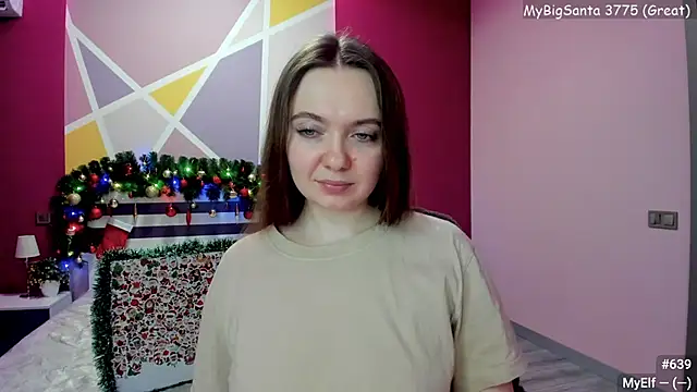 Snapshot of LizaGost chatting on 12.16.24 LizaGost online show from 12.16.24