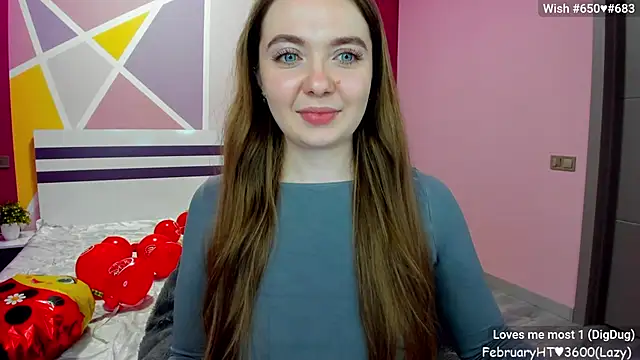 Snapshot of LizaGost chatting on 02.18.25 LizaGost online show from 02.18.25