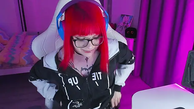 Snapshot of Yumi_Youkai chatting on 01.26.25 Yumi Youkai online show from 01.26.25