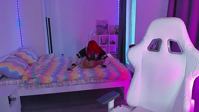 Snapshot of Yumi_Youkai chatting on 01.27.25 Yumi Youkai online show from 01.27.25