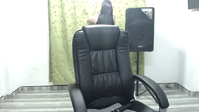 LAURA CRAIZY online show from 03.28.26