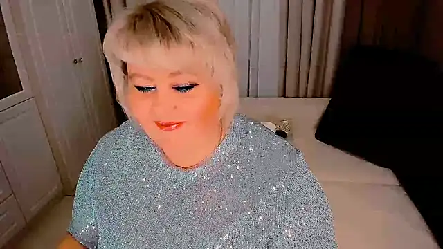 Snapshot of BIGTITSBBW chatting on 01.27.25 BIGTITSBBW online show from 01.27.25