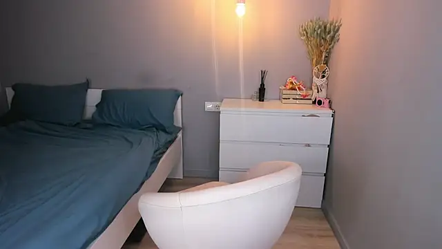 Snapshot of missliiaa chatting on 11.04.25 missliiaa online show from 11.04.25