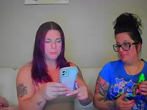 KevieWantsABoobJob online show from 11.07.25