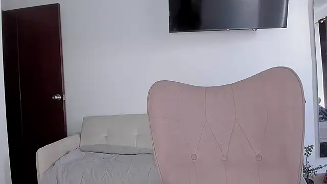 selene king2 online show from 04.14.26