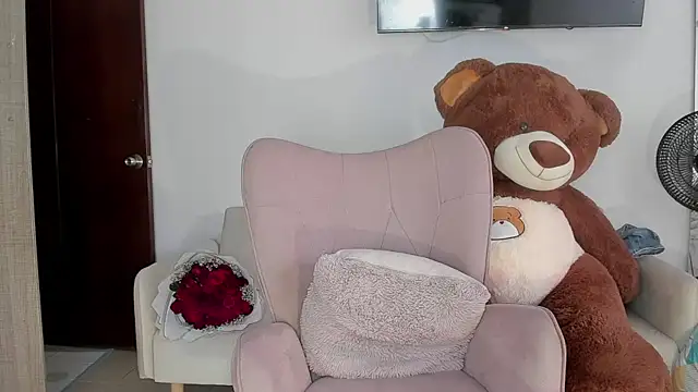 Snapshot of selene_king2 chatting on 07.20.26 selene king2 online show from 07.20.26
