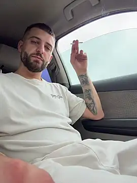 ElChapoGuzman95 online show from 11.30.25