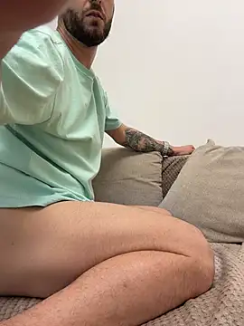 Snapshot of ElChapoGuzman95 chatting on 02.10.26 ElChapoGuzman95 online show from 02.10.26