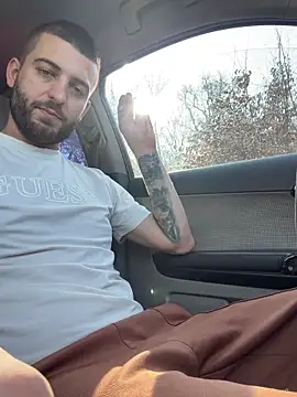 Snapshot of ElChapoGuzman95 chatting on 02.18.26 ElChapoGuzman95 online show from 02.18.26