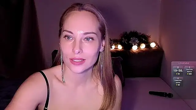 AdeleLady online show from 12.22.24