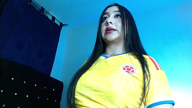 Snapshot of Ni_colle chatting on 06.17.26 Ni colle online show from 06.17.26