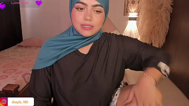 shayla 18 online show from 10.16.25