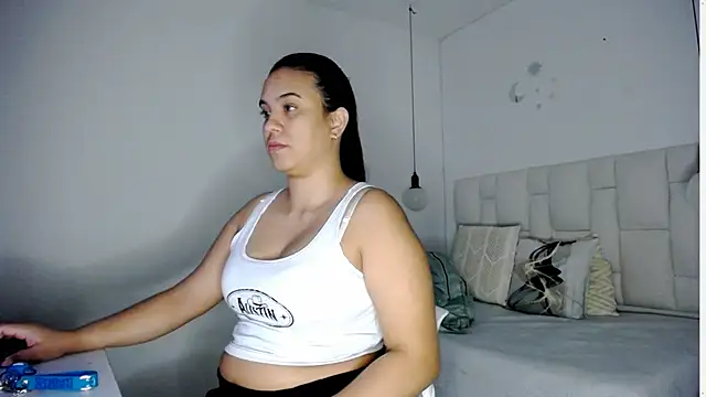 tiffany  pink online show from 10.09.25