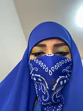 Snapshot of _alabina_ chatting on 11.21.25 alabina online show from 11.21.25