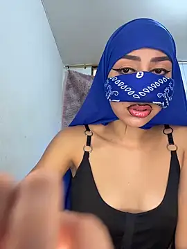 Snapshot of _alabina_ chatting on 11.27.25 alabina online show from 11.27.25