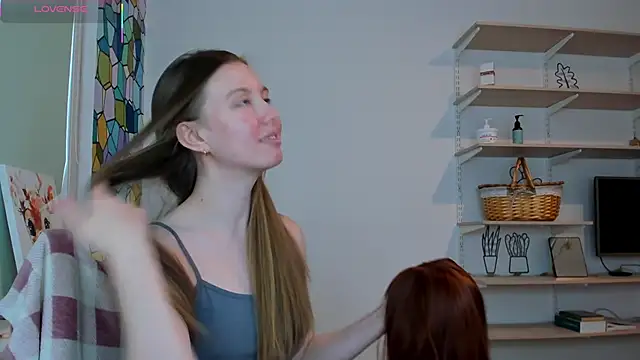 Snapshot of Peggy_Beauty chatting on 11.16.25 Peggy Beauty online show from 11.16.25