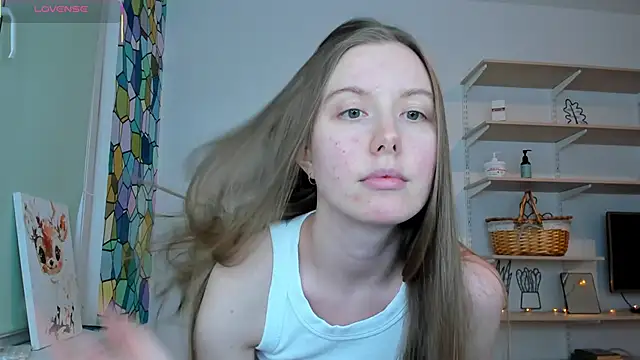 Snapshot of Peggy_Beauty chatting on 11.28.25 Peggy Beauty online show from 11.28.25