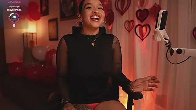 Snapshot of HannahW_ chatting on 02.14.26 HannahW online show from 02.14.26