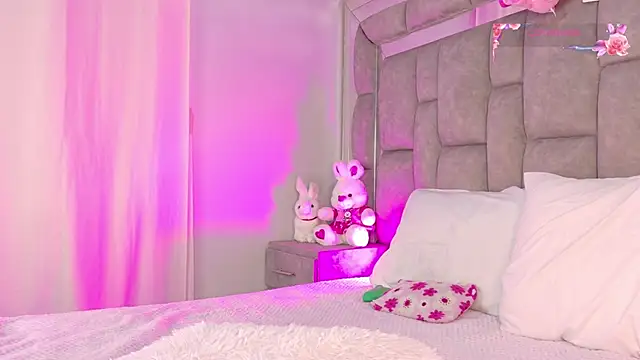 smiling  girl2 online show from 01.13.26