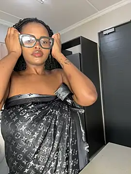 Neelo-Smith online show from 03.01.25