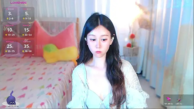 Aimee-520 online show from 05.26.26