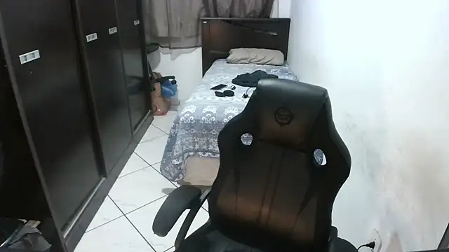 Snapshot of Brian_Aries chatting on 02.14.26 Brian Aries online show from 02.14.26