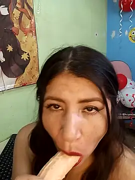 Snapshot of nammy__dirtyhott chatting on 02.12.25 nammy dirtyhott online show from 02.12.25